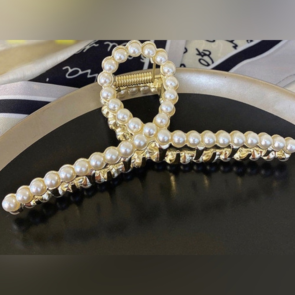 Super Elegant Embellished Hairpin to Enhance your Casual or Night Our Hair look